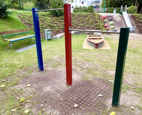 Spielplatz-Bergisch-Born-Balkantrasse-Trasse-Radtrasse-SW-7+